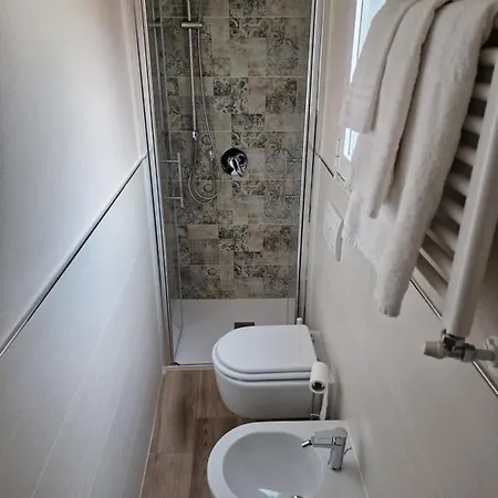 Flora House * La Spezia