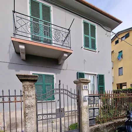 Flora House Apartment La Spezia